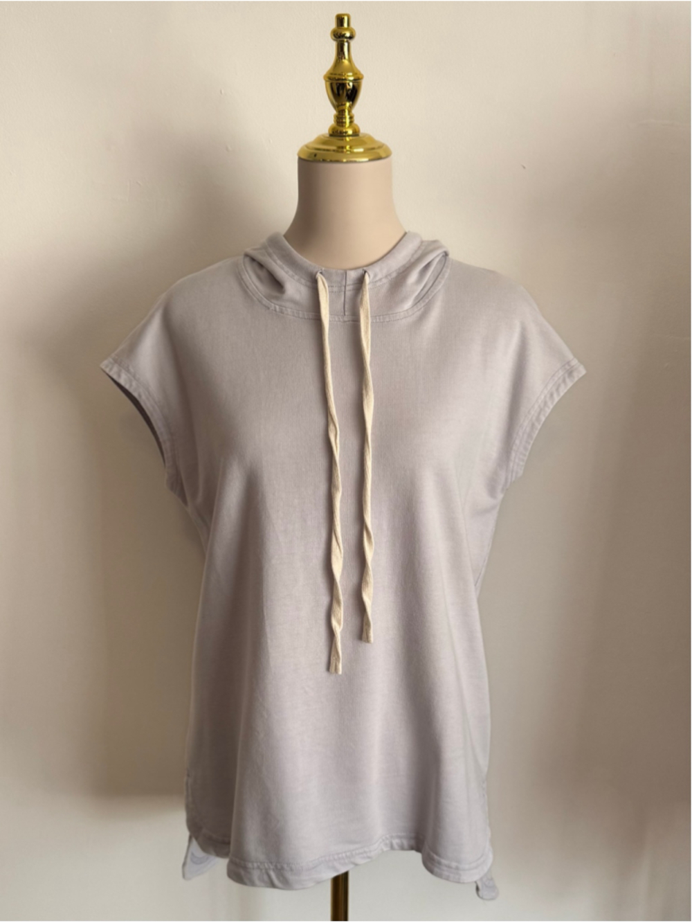 Women's Jane and Delancey Sleeveless Hoodie Lavender Size S